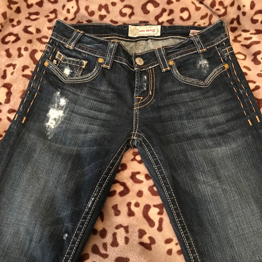 MEK Jeans Size 27 x 36 (ACTUAL length 33.5)